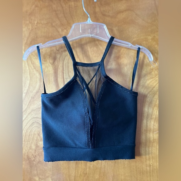 Mesh bandage crop top - Picture 2 of 4